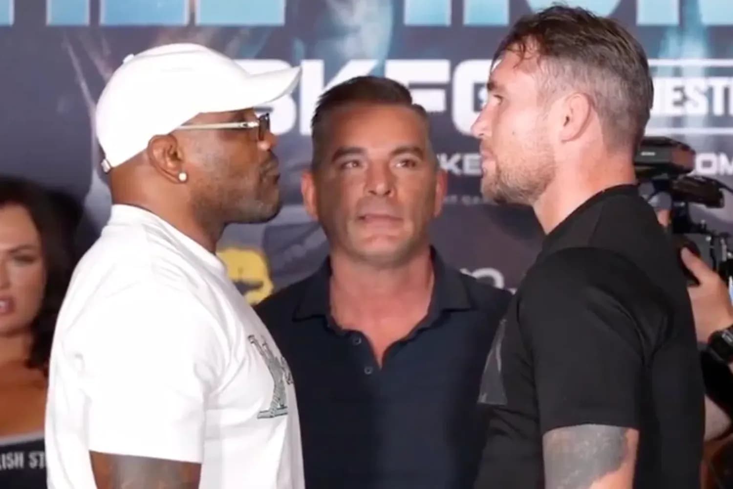 Yoel Romero (left) and Darren Till (right) face off