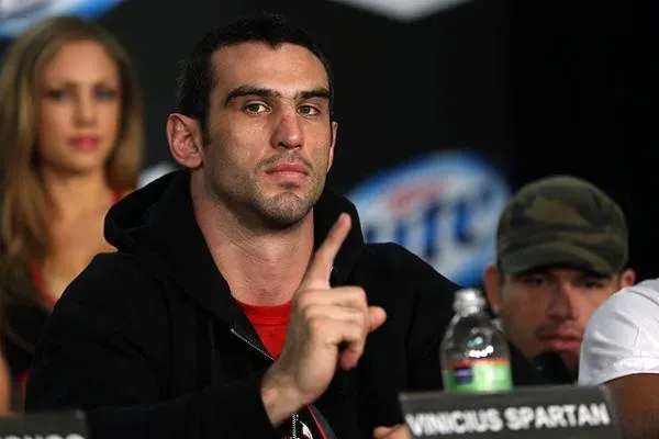Vinicius 'Spartan' replaces Sakai vs. Cheick Kongo at Bellator 150