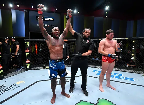 Brunson defeats Till