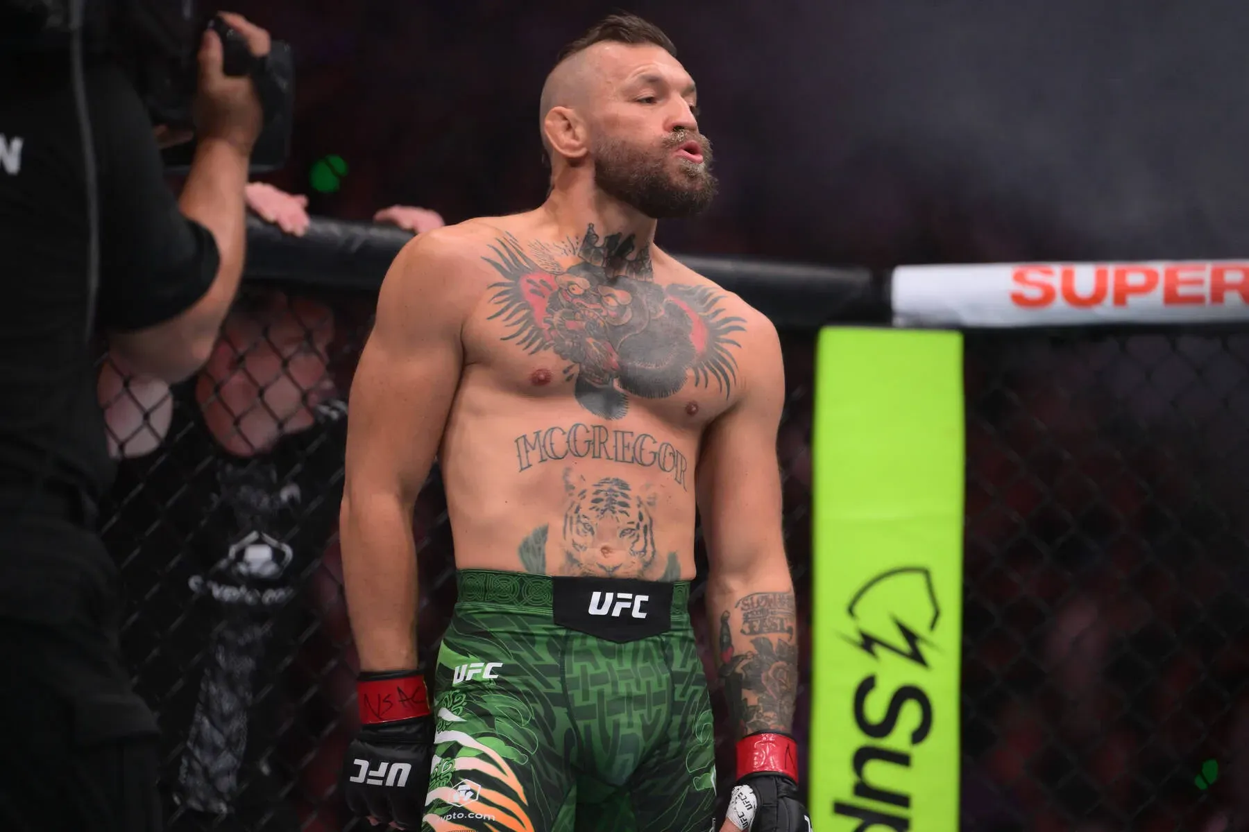 Conor McGregor’s Injury May Have Created the Perfect Comeback Story, Says UFC Legend