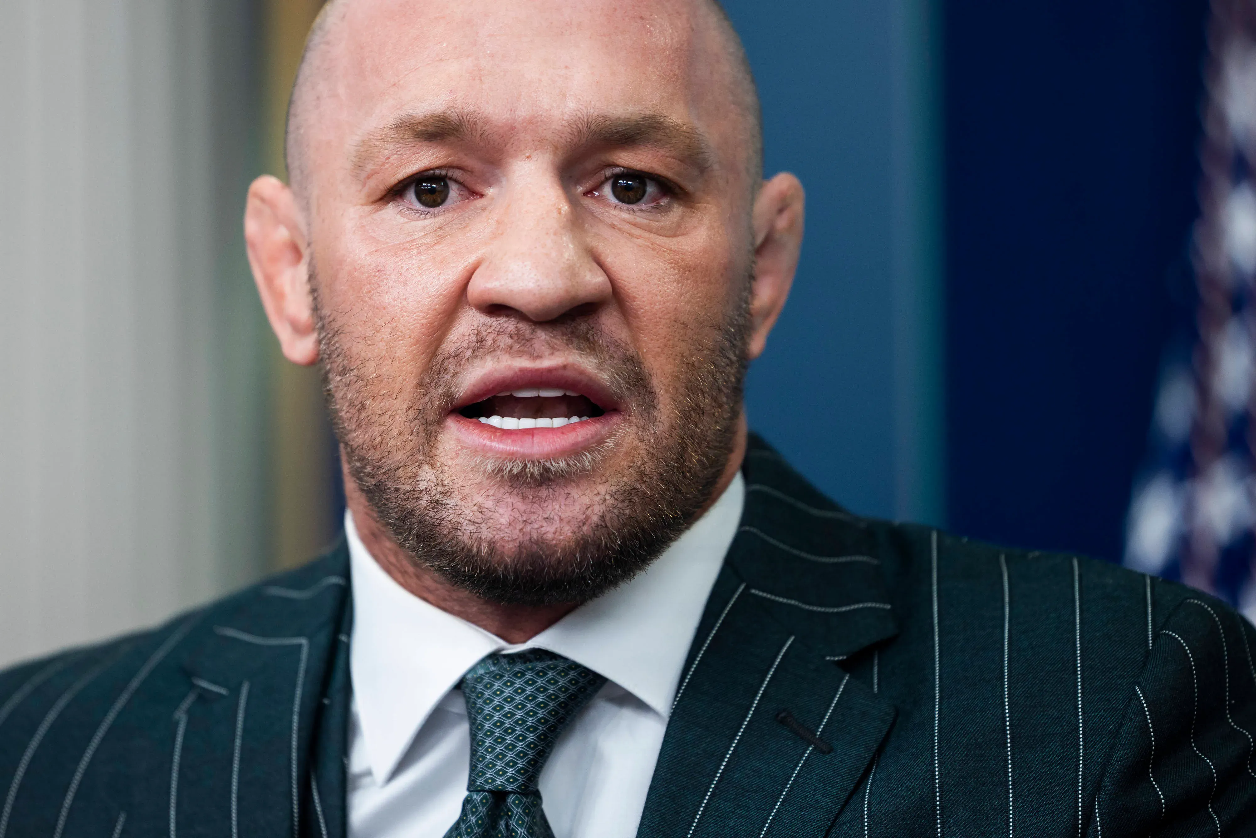 Alexander Volkanovski Predicts Max Holloway Will ‘Melt’ Conor McGregor at UFC 329