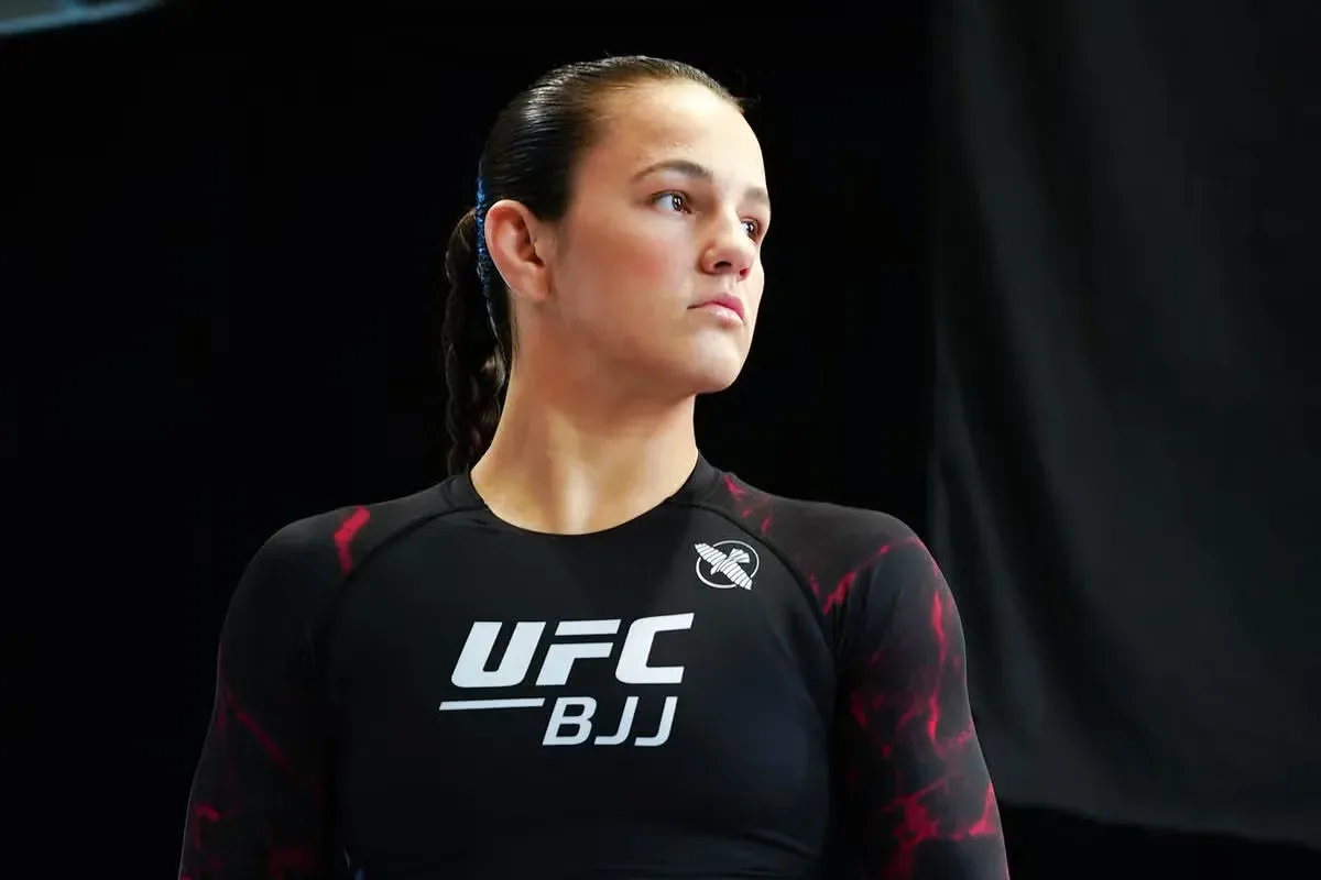 DWCS 89 Staff Picks: Bella Mir Takes Center Stage