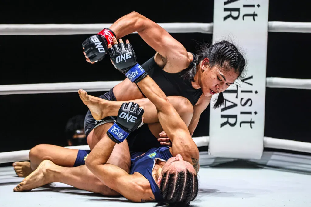 Denice Zamboanga attacks with ground and pound