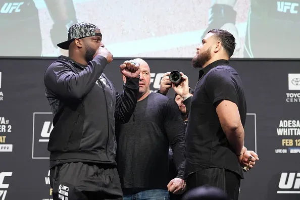 Derrick Lewis Hoping to Deliver Knockout Win vs. Hokit at White House