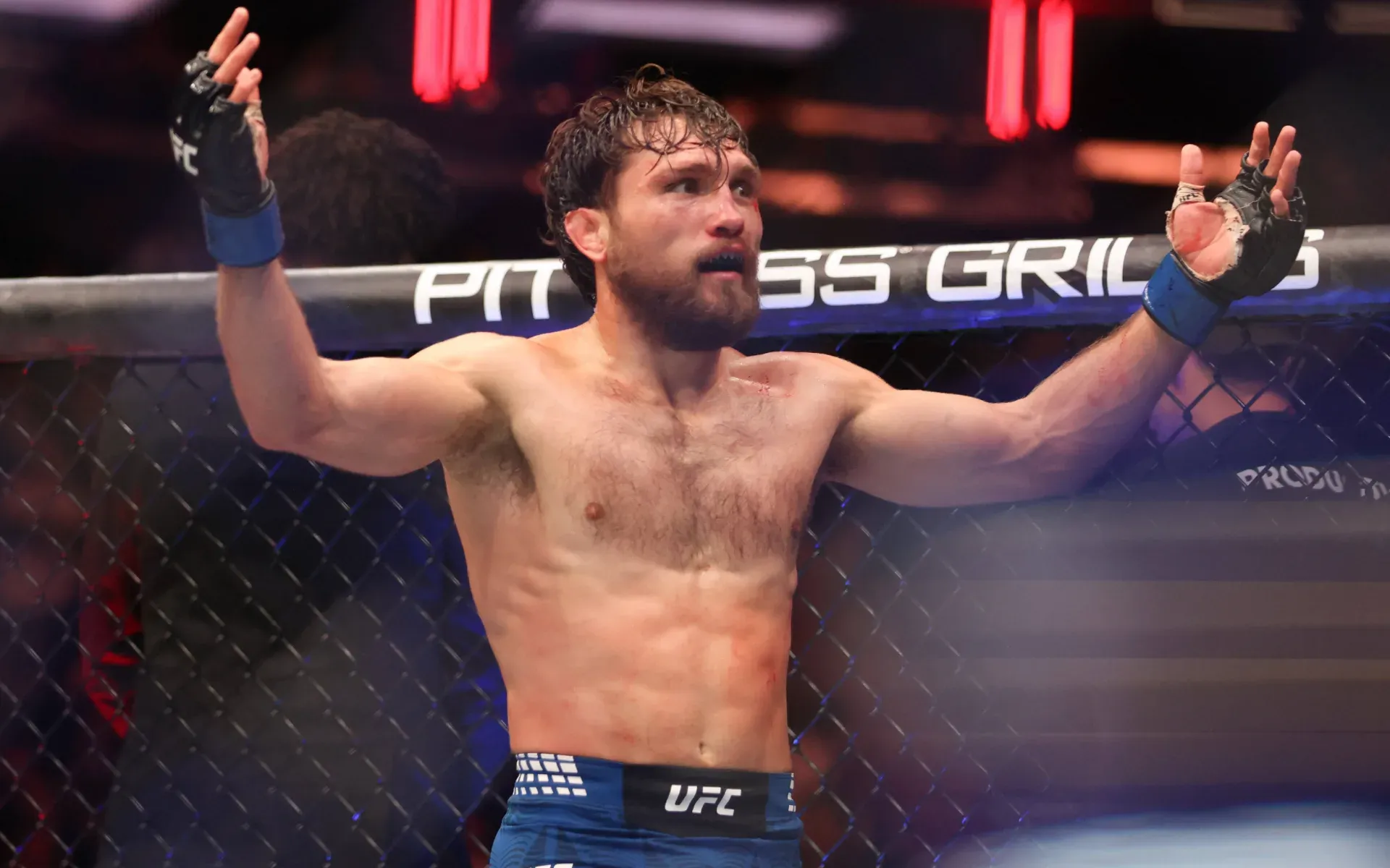 UFC Star Ethyn Ewing Says MMA Fighters Are Getting Boxing's Most Basic Weapon Wrong