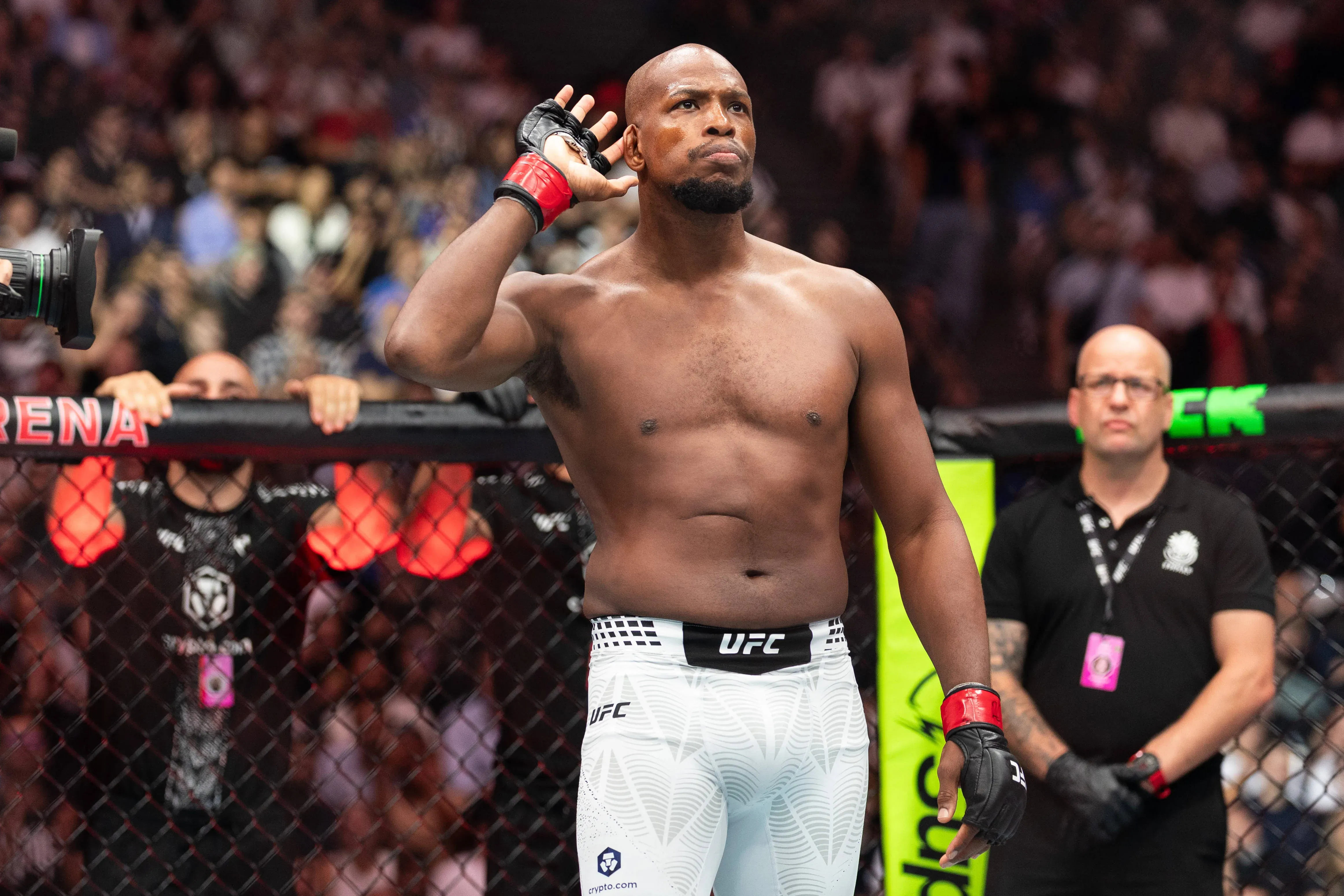 Should the UFC Re-Sign Michael Page?