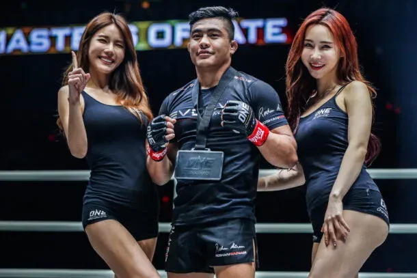 Api Roshna Roshan Mainam Wants To Make Country Proud This Year
