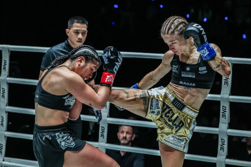 Stella Hemetsberger kicks Jackie Buntan in the ring