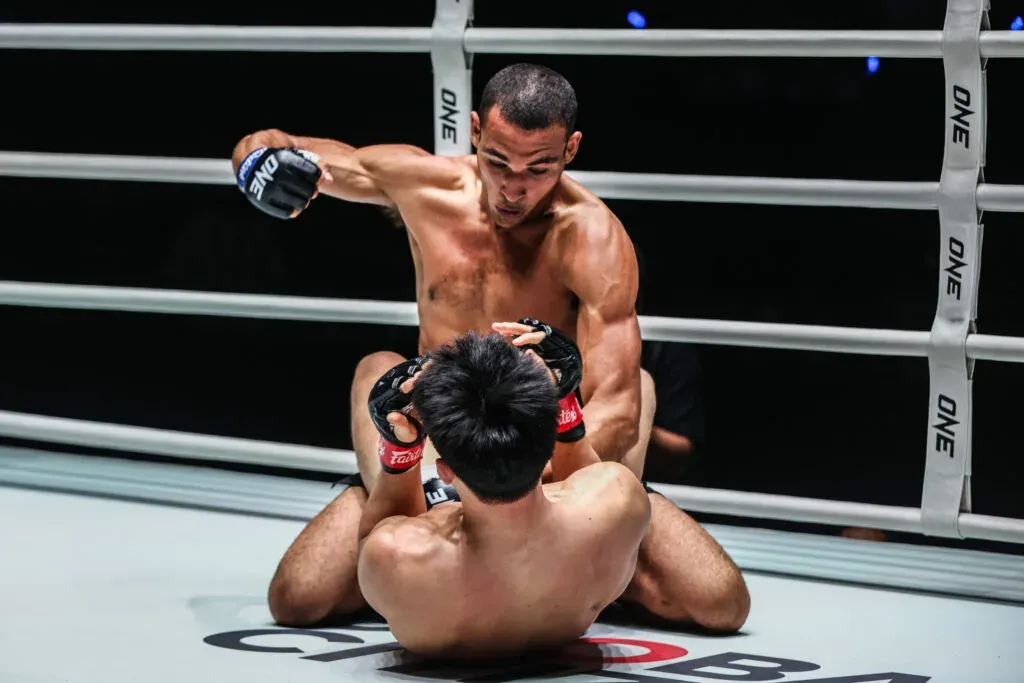 Tye Ruotolo ground and pounds Adrian Lee