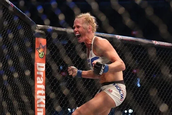 hollyholm2