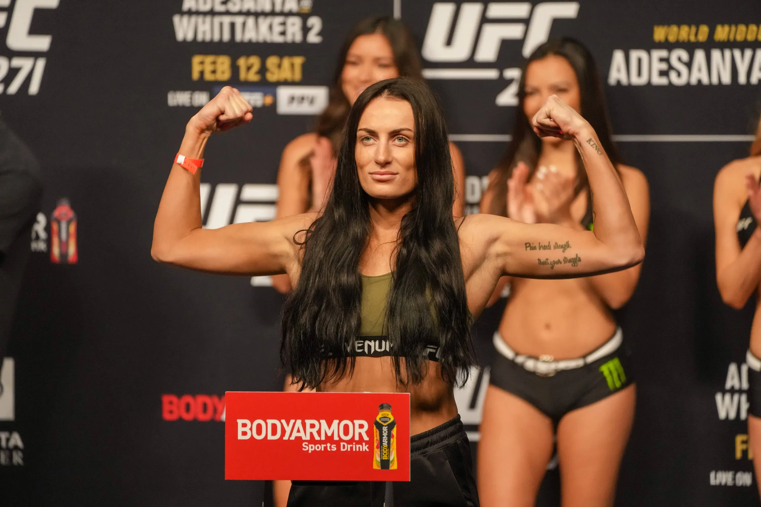 Casey O’Neill set to face Eduarda Moura at UFC 331