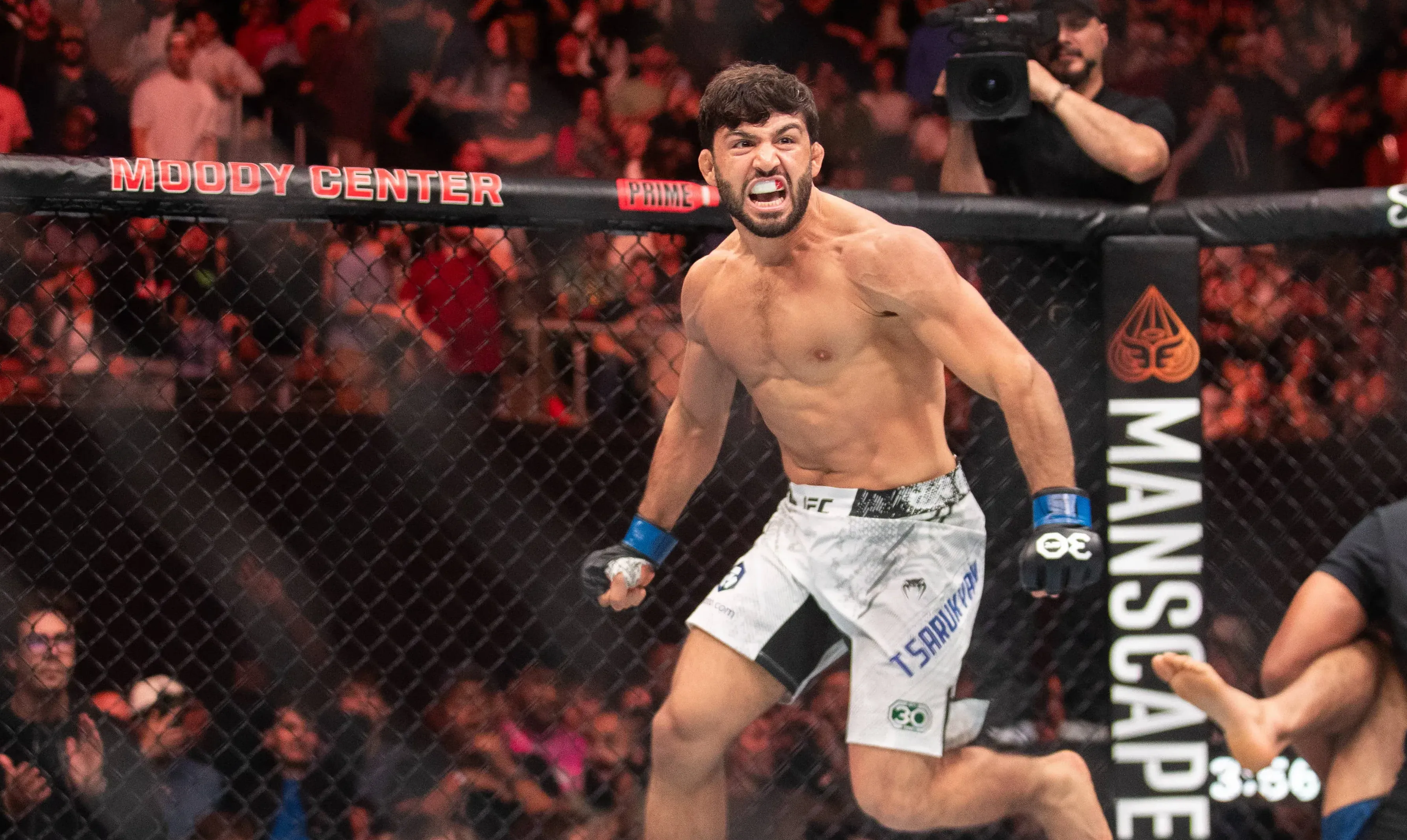 Arman Tsarukyan set to face Dillon Danis for RAF title