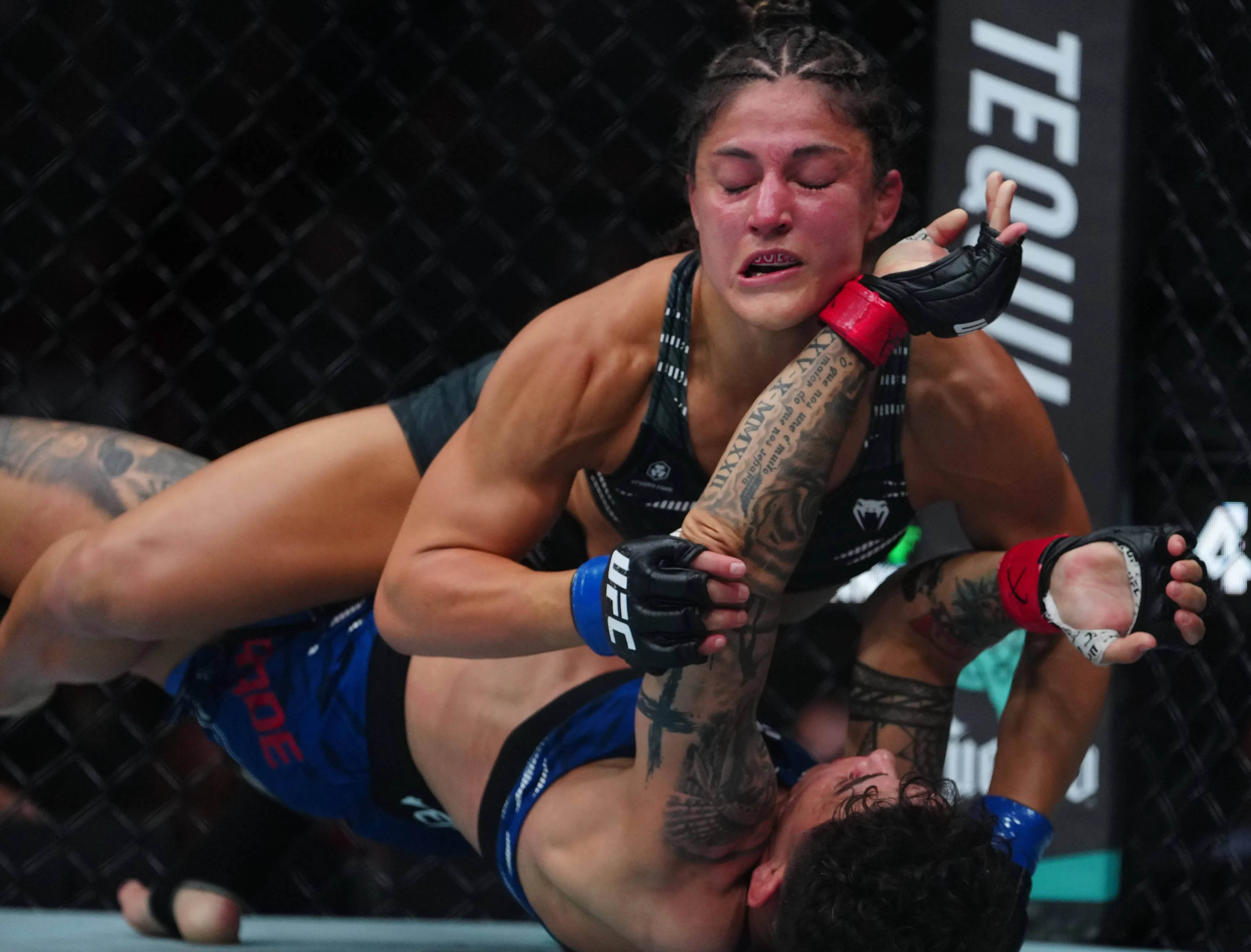 Former UFC champion Jessica Andrade working as delivery driver while recovering from injury