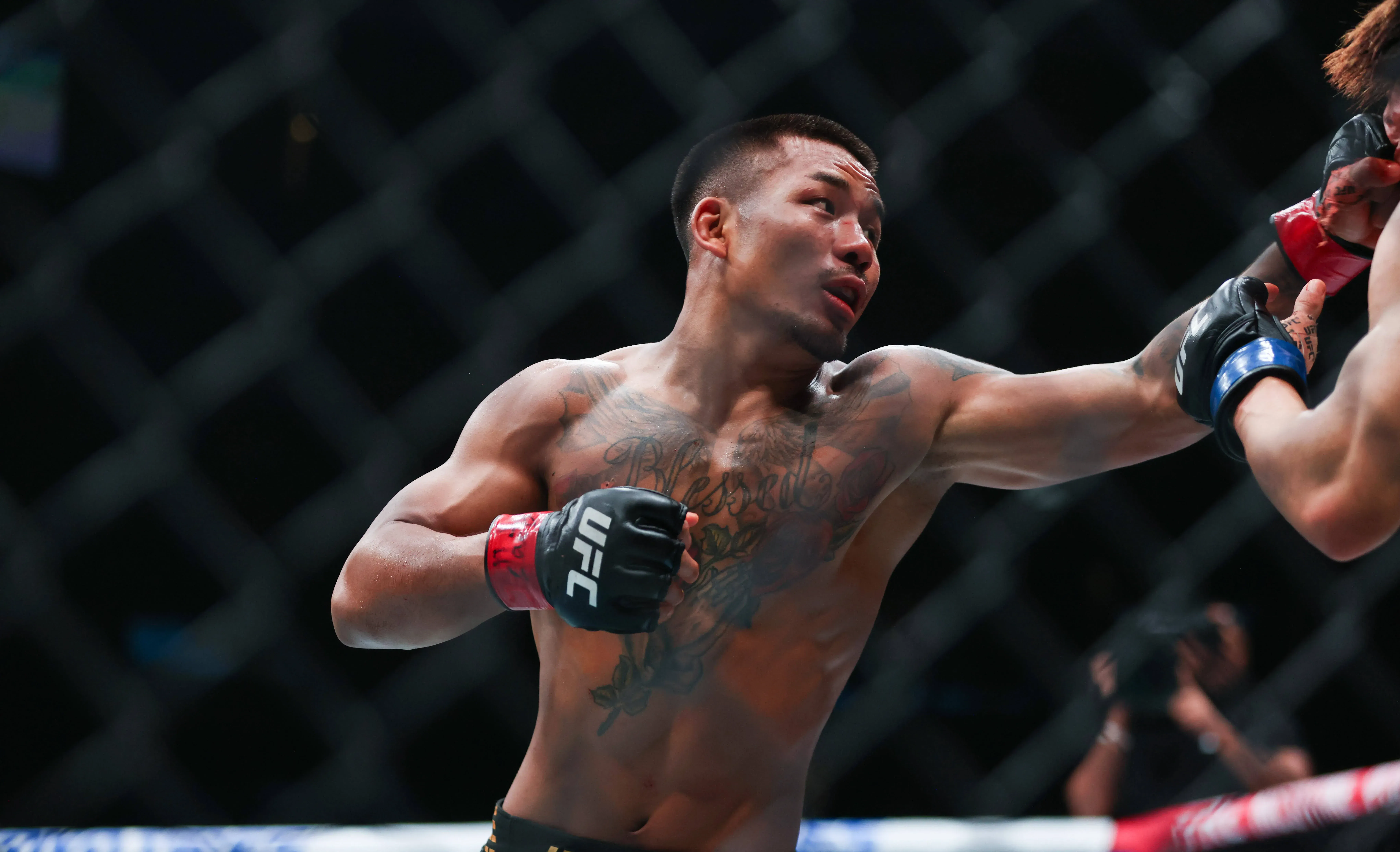 Joshua Van expects “best Pantoja” in UFC 331 rematch