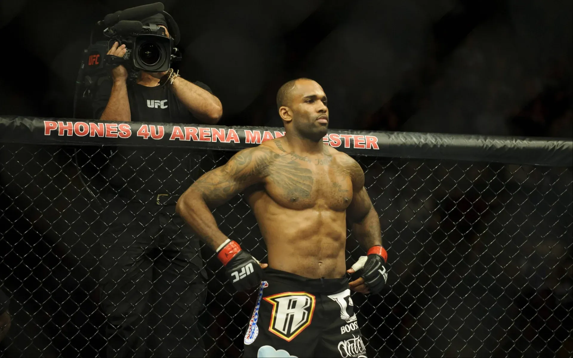 Ex-UFC light heavyweight Jimi Manuwa scores his first win since 2019