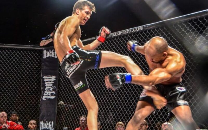 Image for Matt Dwyer steps inside the cage against DaMarques Johnson at BFL 30
