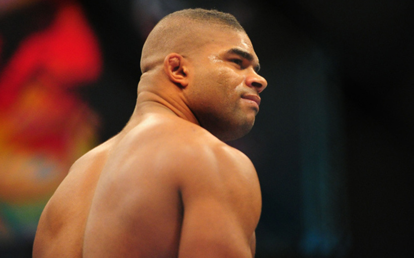 Image for Alistair Overeem re-signs with UFC