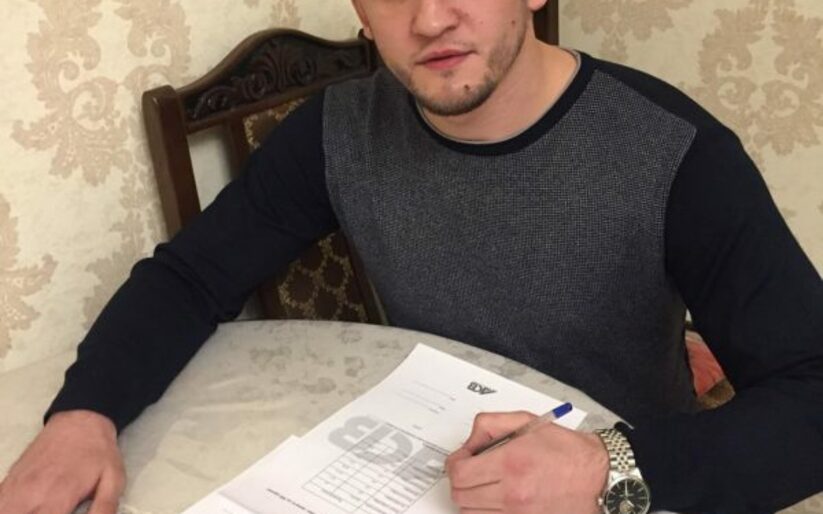 Image for Albert Tumenov signs with ACB