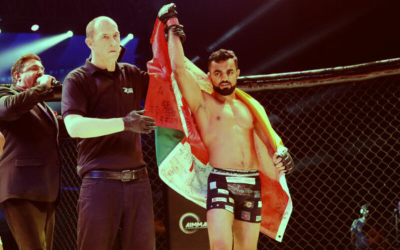 Image for Brave 5: Booth and Mangat come out victorious in close fights