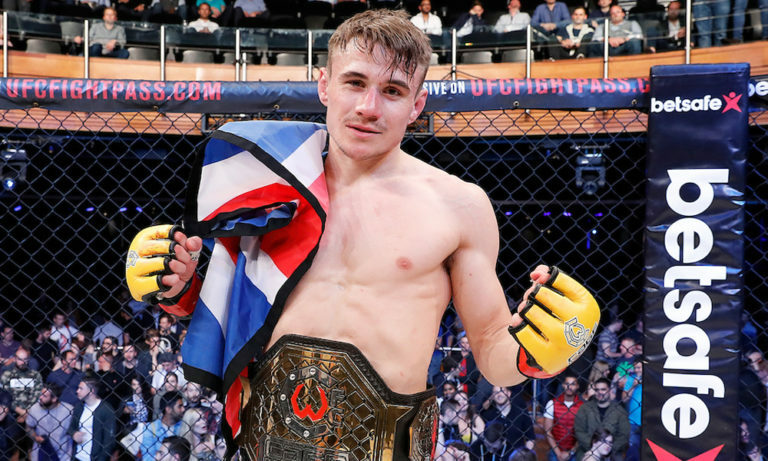 Cage Warriors Bantamweight Champion Nathaniel Wood signs with UFC