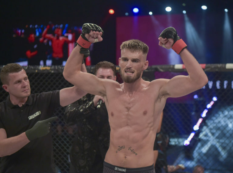 SBG welterweight Cian Cowley extends contract with Brave CF