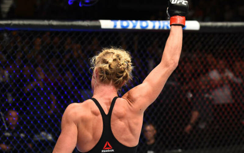 Image for Holly Holm Undergoes Successful Knee Surgery