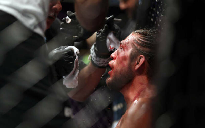 Image for Opinion: MMA Corners Need to Learn When to Throw in the Towel