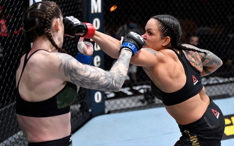 Image for Amanda Nunes Submits Megan Anderson in Round 1