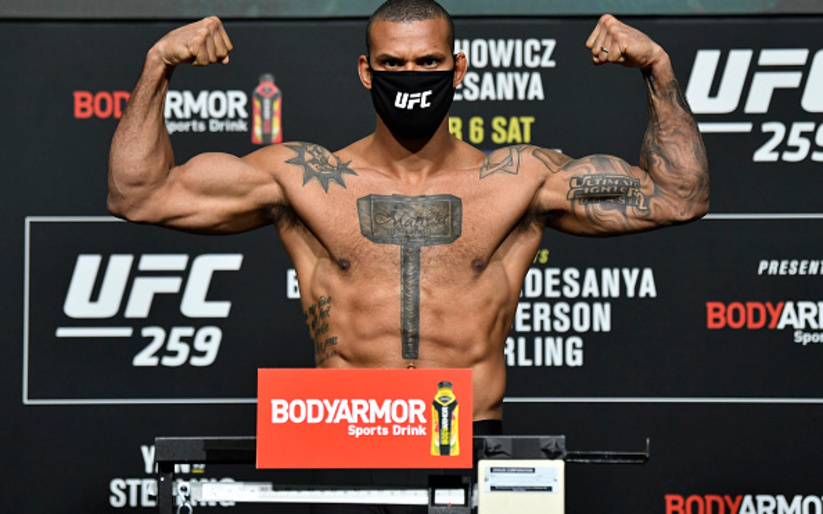 Image for UFC Vegas 38: Thiago Santos vs. Johnny Walker betting odds and pick