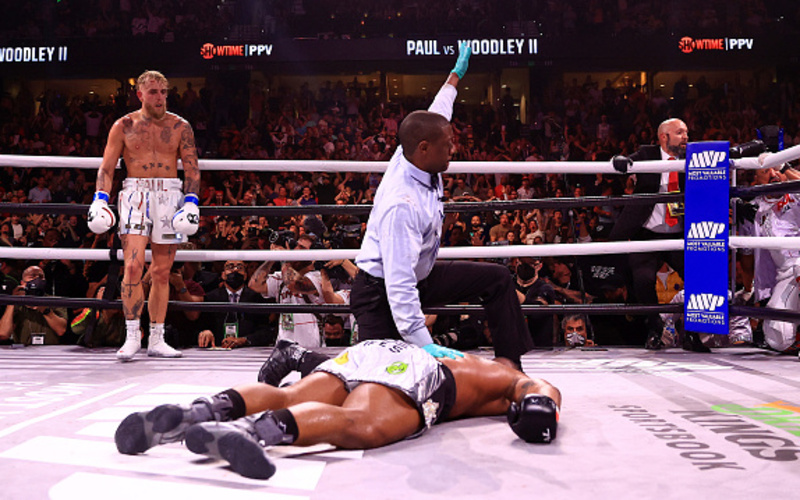 Image for Jake Paul Brutally Knocks out Tyron Woodley in Rematch
