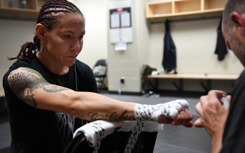 Image for Cris Cyborg proposes a rematch with Nunes at UFC 300