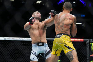 left hook knockout Alex Pereira - Sean strickland UFC 276