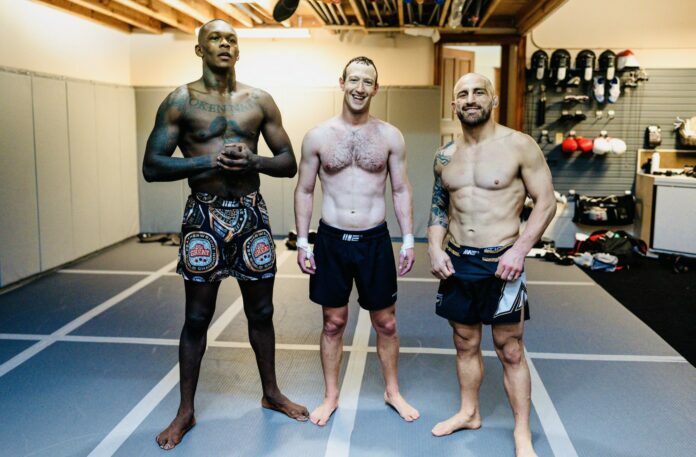 Adesanya-Zuckerberg-Volk Mark Zuckerberg training with Israel Adesanya and Alexander Volkanovski