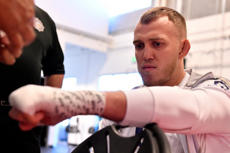 Sergey Spivak Gets Hands Wrapped
