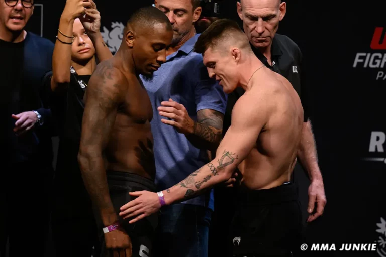 Caolan Loughran loses UFC Debut