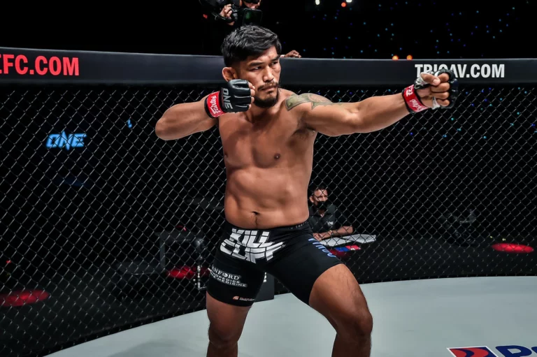 Aung La N Sang Battles Shamil Erdogan At ONE 168: Denver