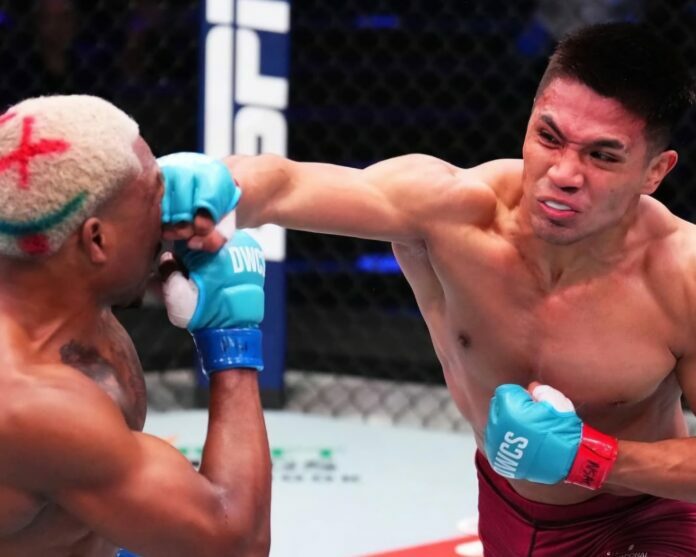 Martinez debuts at UFC Mexico