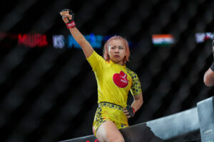 Ayaka Miura celebrates her win