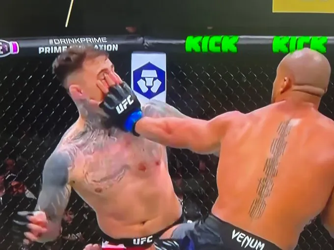 Eye pokes in MMA - How to fix them