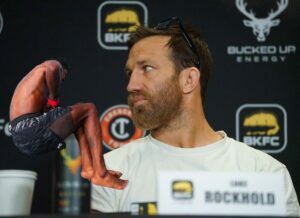 Luke Rockhold Plays Down Kevin Holland’s Injury