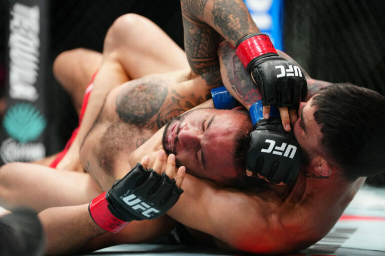 Isaac Dulgarian getting choked