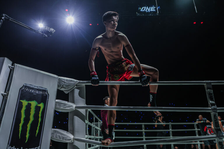 Muay Thai star Aliff Sor Dechapan stands on the ropes